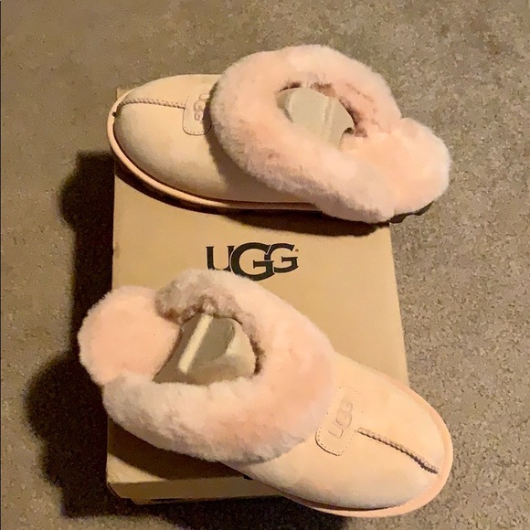 UGG Shoes - NWT! UGG Coquette Slippers, 10
